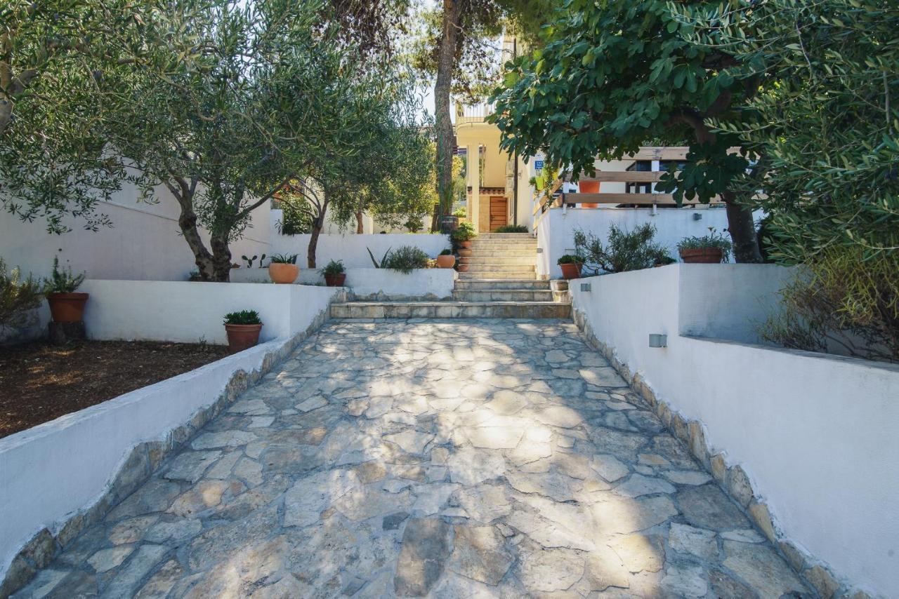 Villa Bua - Beautiful Seafront Apartments Trogir Dış mekan fotoğraf